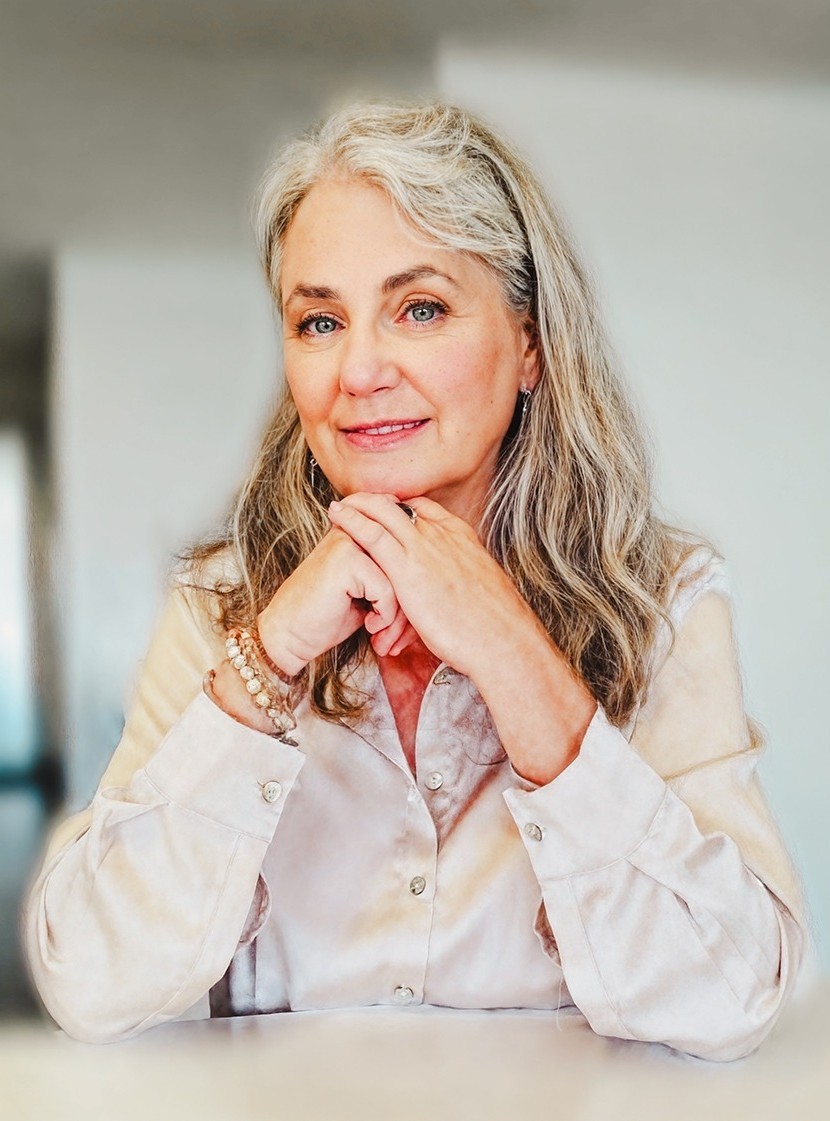 Portrait of Sandra Lyne, founder of Northern Catalyst and builder of Meeting Notes Pro.